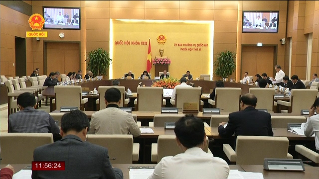 គណៈកម្មាធិការអចិន្ត្រៃរដ្ឋសភាផ្ដល់មតិអំពីគំរោងការណ៍ច្បាប់